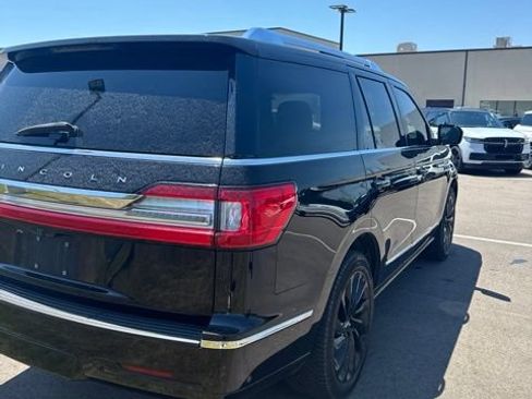 Used 2020 Lincoln Navigator Reserve w/ Equipment Group 208A Reserve AWD/4WD image 4