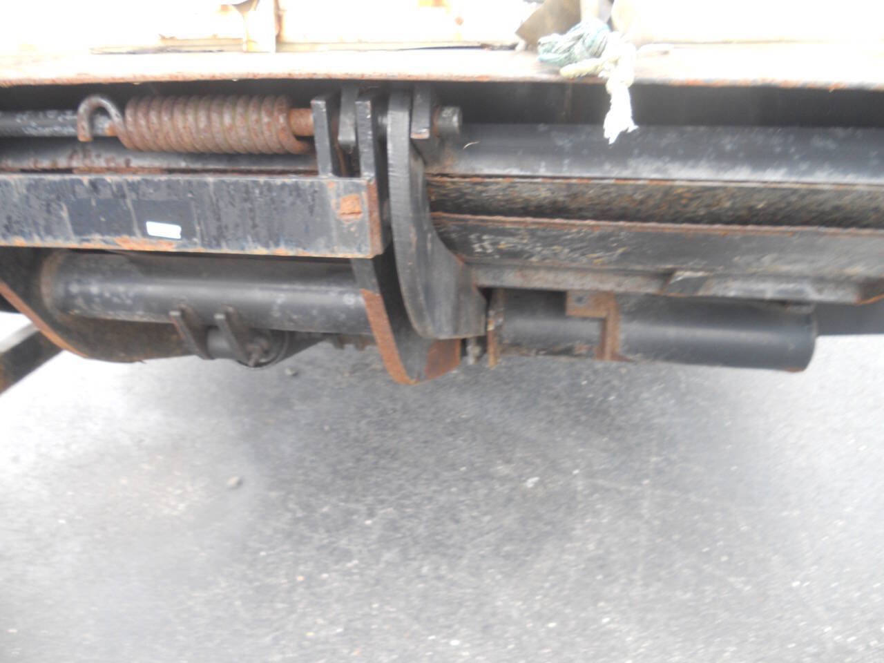 Used 2013 Chevrolet Express 3500 Extended RWD image 10