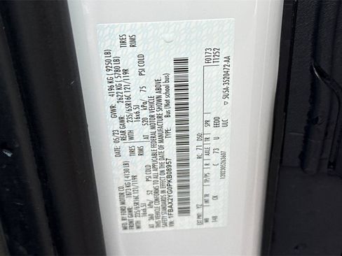 Used 2023 Ford Transit 350 XLT image 38