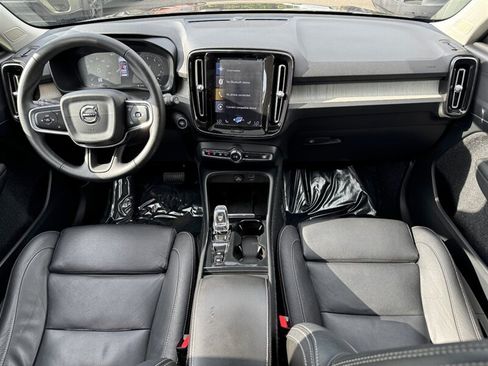 Used 2019 Volvo XC40 T5 Inscription AWD/4WD image 14