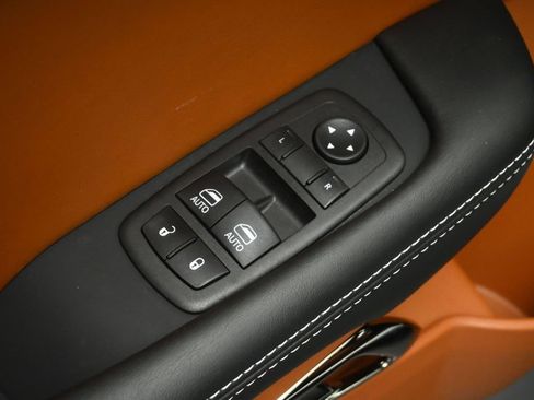 Used 2023 Dodge Challenger SRT Hellcat RWD image 37