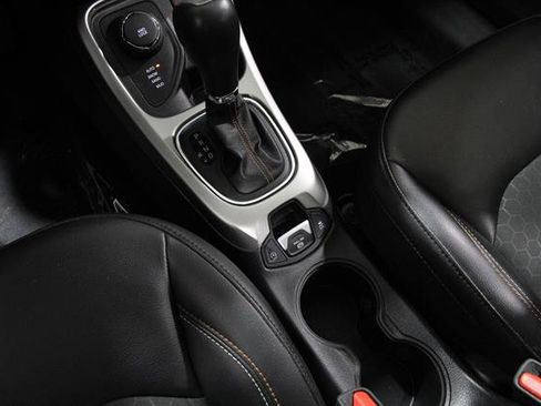 Used 2019 Jeep Compass Latitude w/ Popular Equipment Group image 16