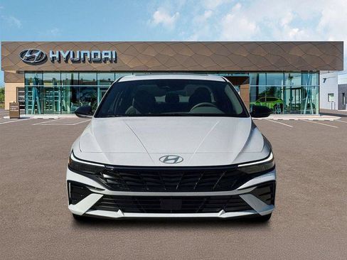 New 2026 Hyundai Elantra SEL Sport Premium FWD image 12
