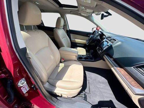 Used 2018 Subaru Outback 2.5i Limited AWD/4WD image 30