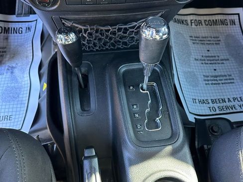 Used 2016 Jeep Wrangler Unlimited Sport w/ Connectivity Group image 15