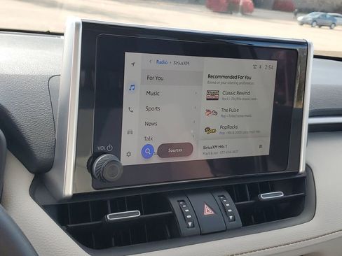 Used 2024 Toyota RAV4 XLE Premium image 11