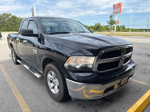 Used 2013 RAM 1500 Classic SLT RWD image 2