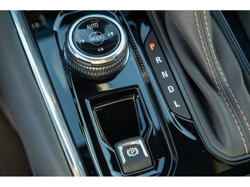 New 2026 GMC Canyon AT4 AWD/4WD image 25