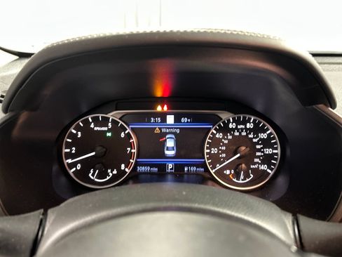 Used 2024 Nissan Altima 2.5 SV w/ SV Premium Package FWD image 14