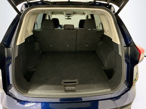 Used 2025 Nissan Rogue SV AWD/4WD image 29