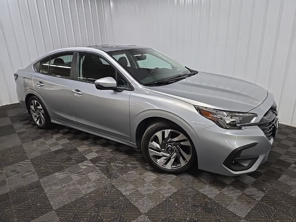 Used 2025 Subaru Legacy Limited AWD/4WD image 7