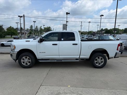 Used 2023 RAM 2500 Big Horn w/ Level 1 Equipment Group AWD/4WD image 10