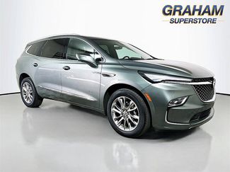 Used 2023 Buick Enclave Avenir w/ Avenir Technology Package video 1
