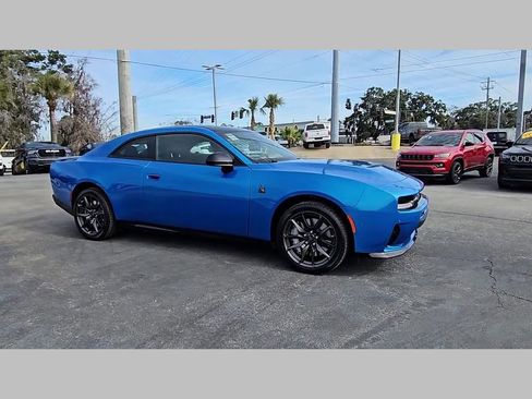 New 2026 Dodge Charger Scat Pack w/ Blacktop Package AWD/4WD image 32