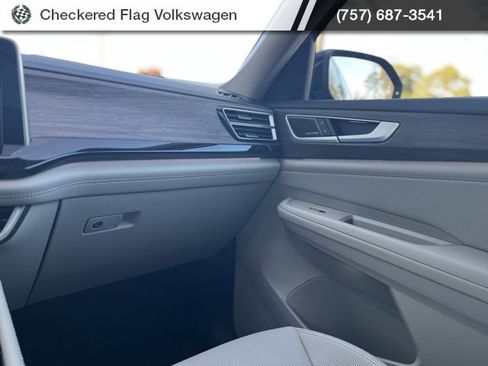 New 2026 Volkswagen Atlas SEL Premium R-Line image 31