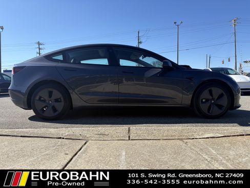 Used 2023 Tesla Model 3 Standard Range image 24