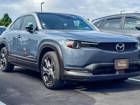 Used 2022 MAZDA MX-30 Electric w/ Premium Plus Pkg FWD image 2