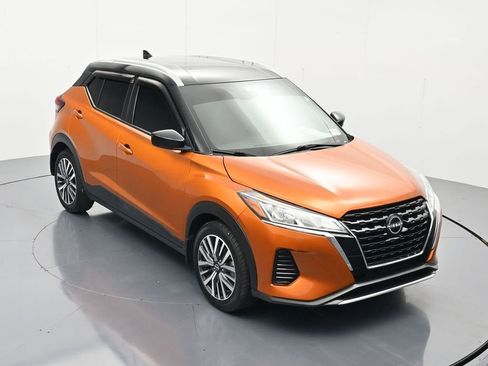 Used 2022 Nissan Kicks SV FWD image 29