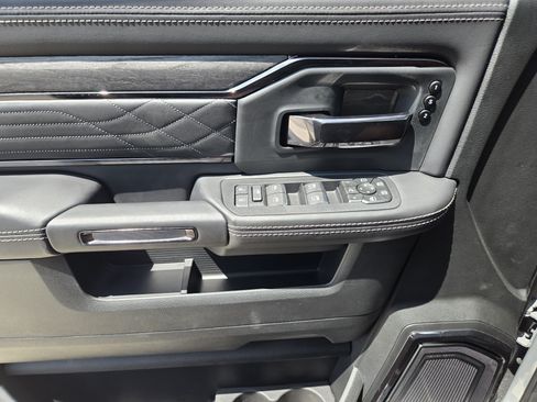 New 2026 RAM 2500 Limited AWD/4WD image 19
