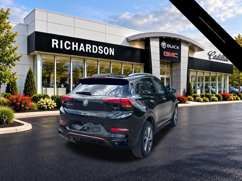 Used 2022 Buick Encore GX Preferred w/ Sport Touring Package FWD image 4