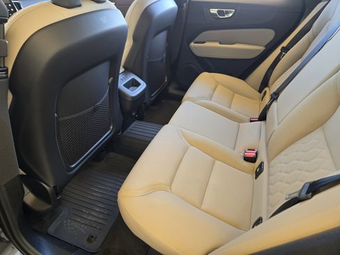 Used 2026 Volvo XC60 B5 Plus w/ Protection Package Premier AWD/4WD image 32