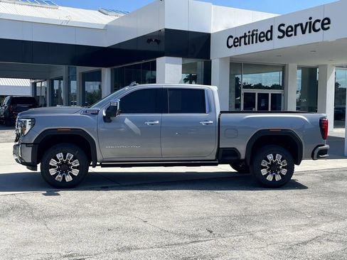 New 2026 GMC Sierra 3500 Denali w/ Technology Package AWD/4WD image 7