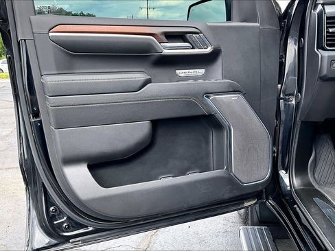 Used 2024 GMC Sierra 1500 Denali w/ Technology Package AWD/4WD image 25