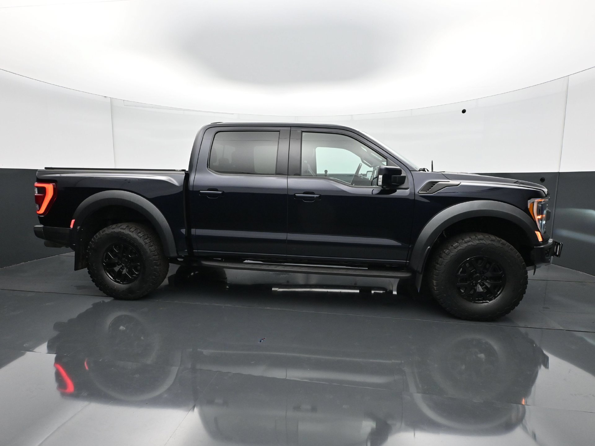 Used 2021 Ford F150 Raptor w/ Equipment Group 801A High AWD/4WD image 8