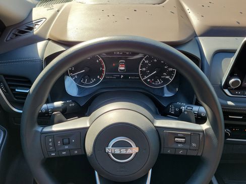 Certified 2023 Nissan Rogue S FWD image 19