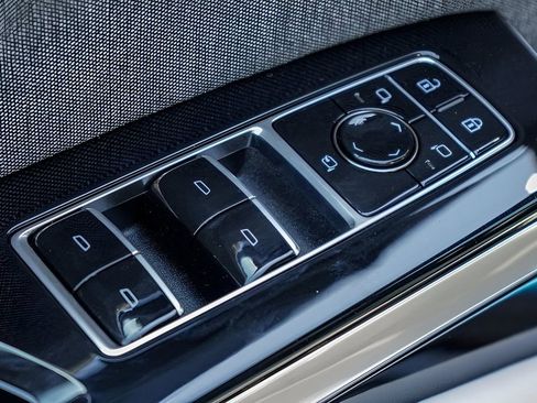 New 2026 Cadillac Escalade Platinum Sport w/ LPO, ONYX Package image 17