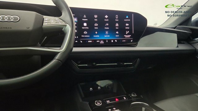 Used 2025 Audi A6 e-tron Premium Plus w/ Premium Plus RWD image 62