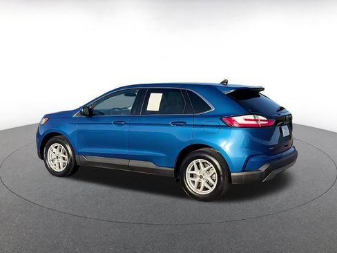 Used 2024 Ford Edge SEL image 10