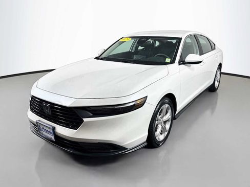 Used 2023 Honda Accord LX image 3