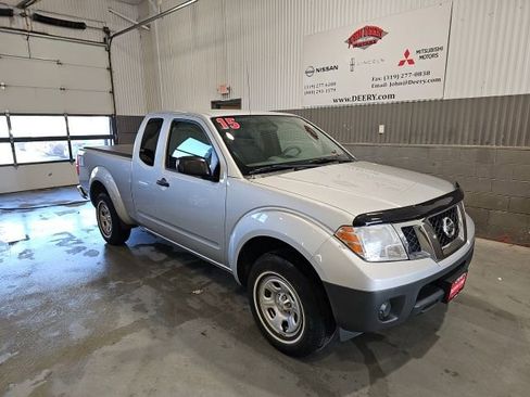 Used 2015 Nissan Frontier S image 1