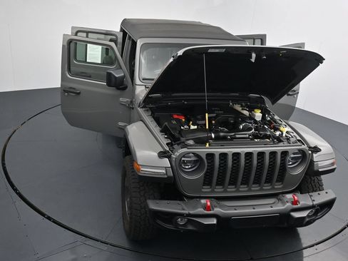 Used 2021 Jeep Gladiator Rubicon AWD/4WD image 25
