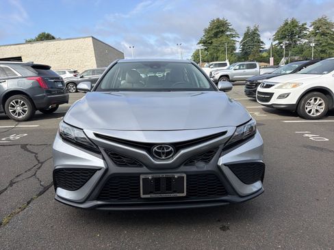 Used 2024 Toyota Camry SE w/ Cold Weather Package AWD/4WD image 2