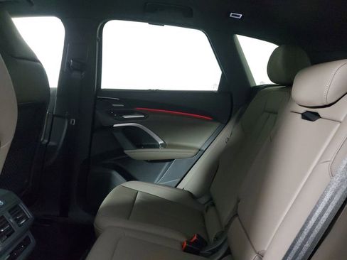 New 2025 Audi Q5 Premium Plus image 12