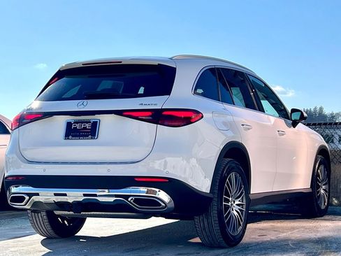 Certified 2026 Mercedes-Benz GLC 300 4MATIC image 7