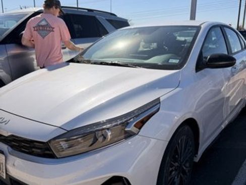 Used 2024 Kia Forte GT-Line image 3