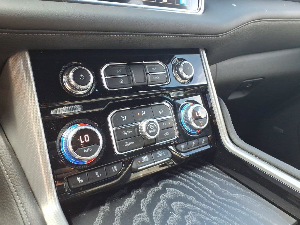 Used 2022 GMC Yukon Denali AWD/4WD image 20