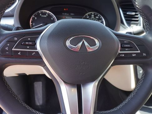 Used 2020 INFINITI QX50 Luxe FWD image 18