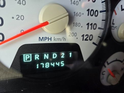 Used 2008 Dodge Ram 1500 Truck SLT image 15