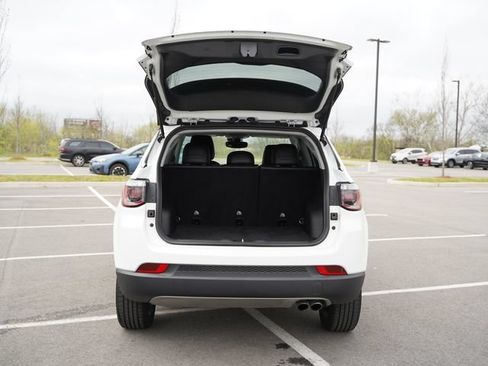 Used 2022 Jeep Compass Limited AWD/4WD image 17