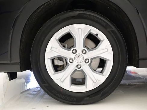 Used 2025 Honda HR-V LX image 12