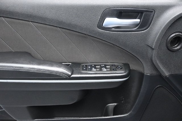Used 2022 Dodge Charger R/T RWD image 8
