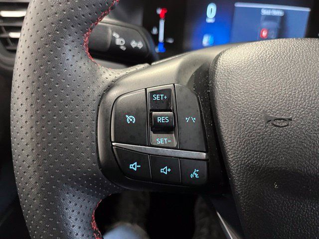 Used 2025 Ford Escape ST-Line Select AWD/4WD image 22