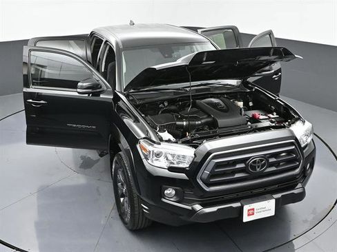 Certified 2023 Toyota Tacoma SR5 w/ Technology Package image 43