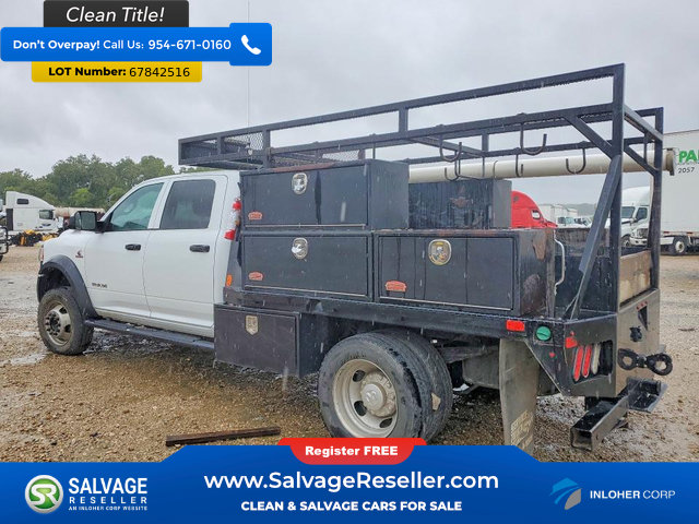 Used 2022 RAM 5500 Tradesman w/ Chrome Appearance Group AWD/4WD image 3