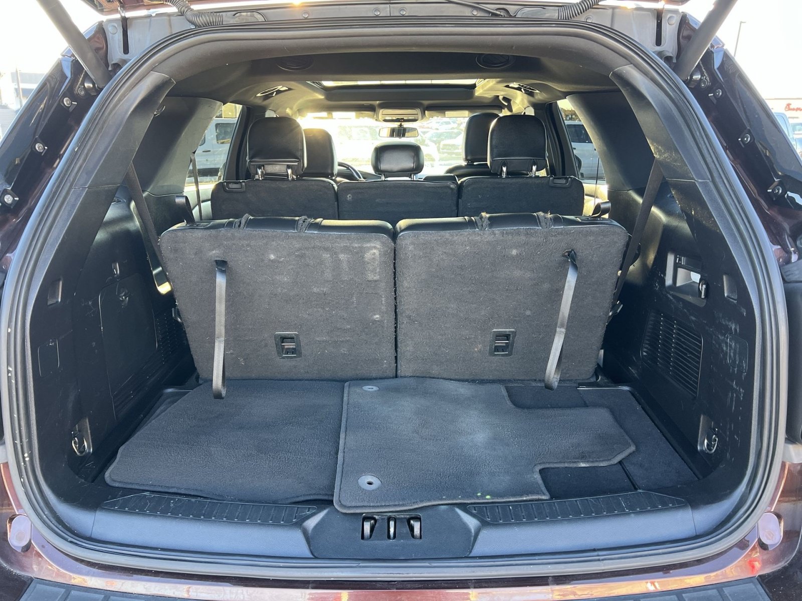 Certified 2020 Ford Explorer XLT w/ Equipment Group 202A AWD/4WD image 35