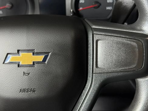 Used 2022 Chevrolet Silverado 1500 Custom AWD/4WD image 29